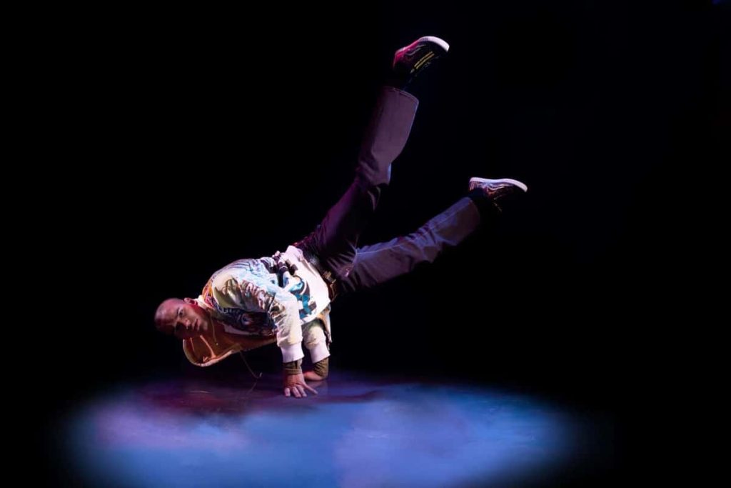 Original-Photography-Print-Advertising-Ed-Hardy-Jugglers-Jeff-Carrillo-by-ArmenoDesign.com-1-1024x683